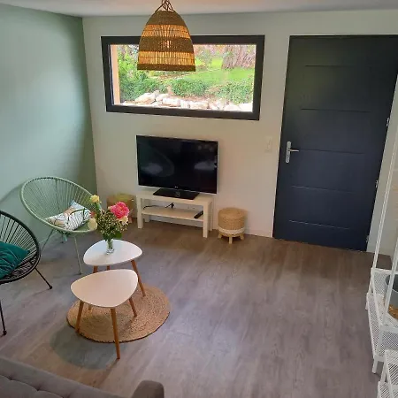 Les Lodges De Beg Leguer - Cote De Granit Rose Lannion Exterior photo